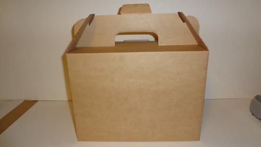 影響手(shǒu)提紙箱生(sheng)産廠家紙(zhǐ)箱的因素(su)